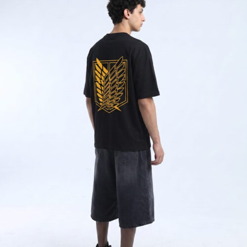Levi t-shirt / AOT