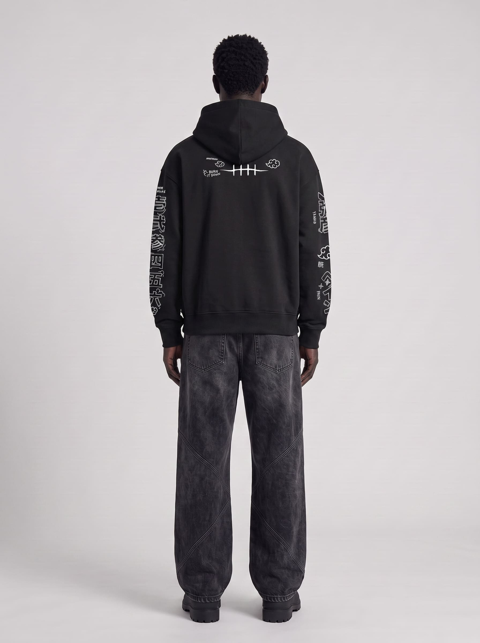40 (1) Pain Hoodie / Naruto