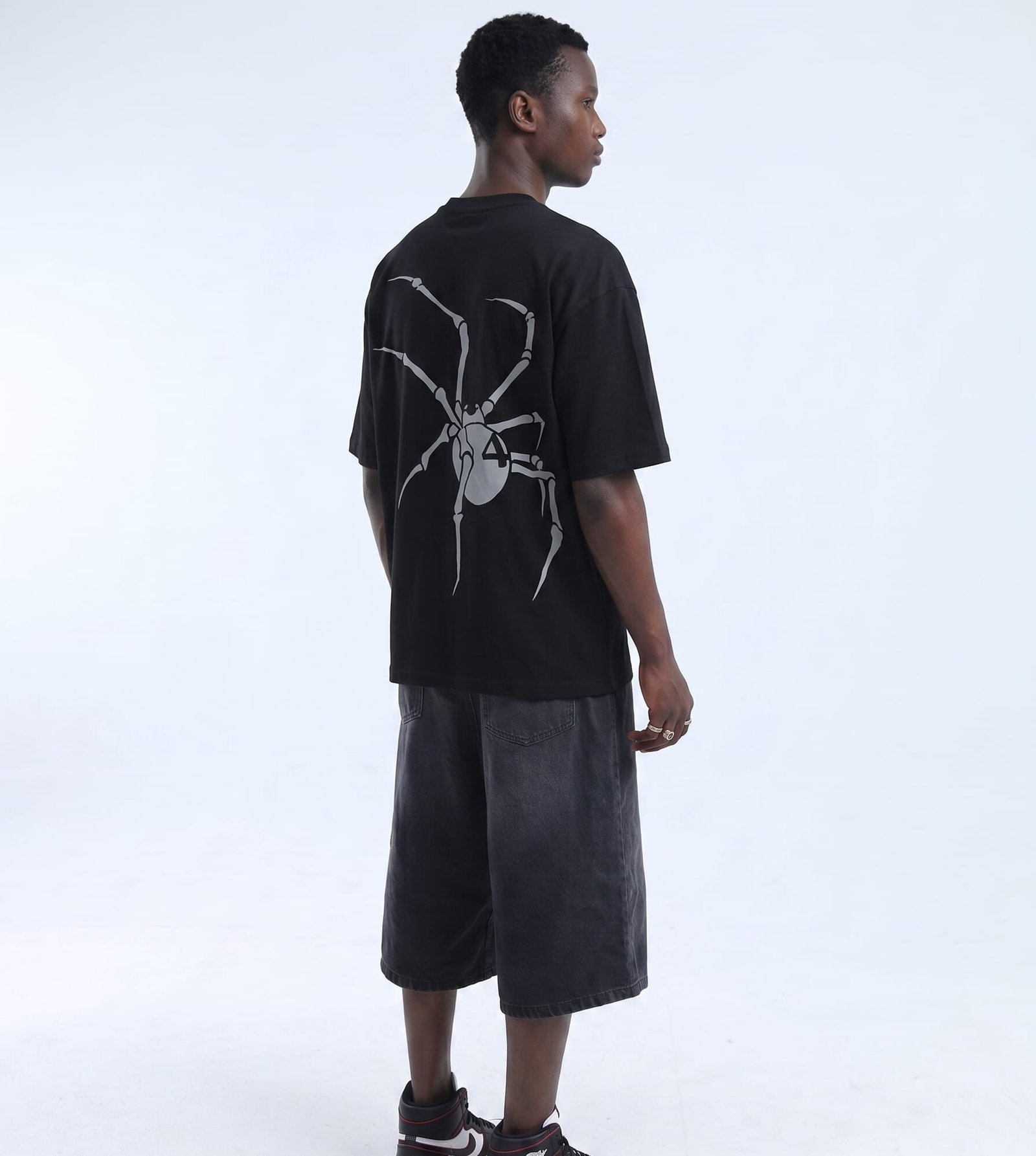 2 Hisoka T-shirt : The Spider / HxH