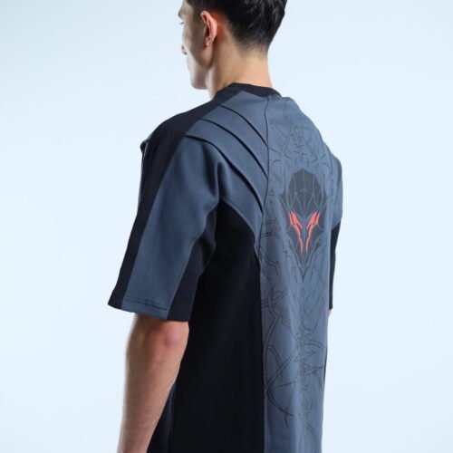 "GUTS ARMOR" T-SHIRT