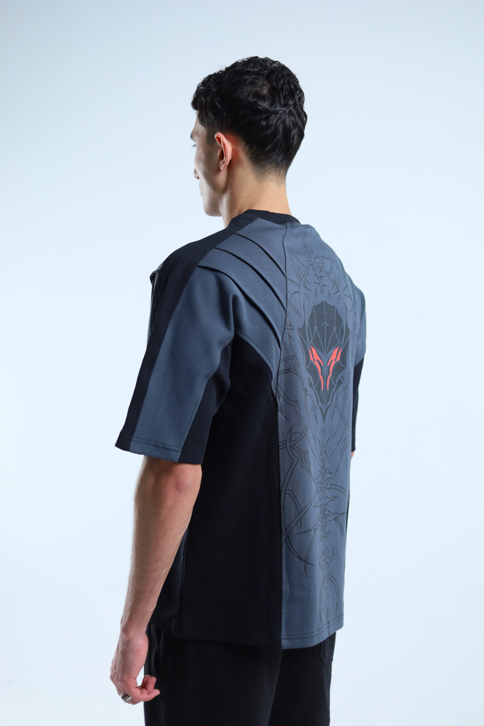 IMG_4512 "GUTS ARMOR" T-SHIRT