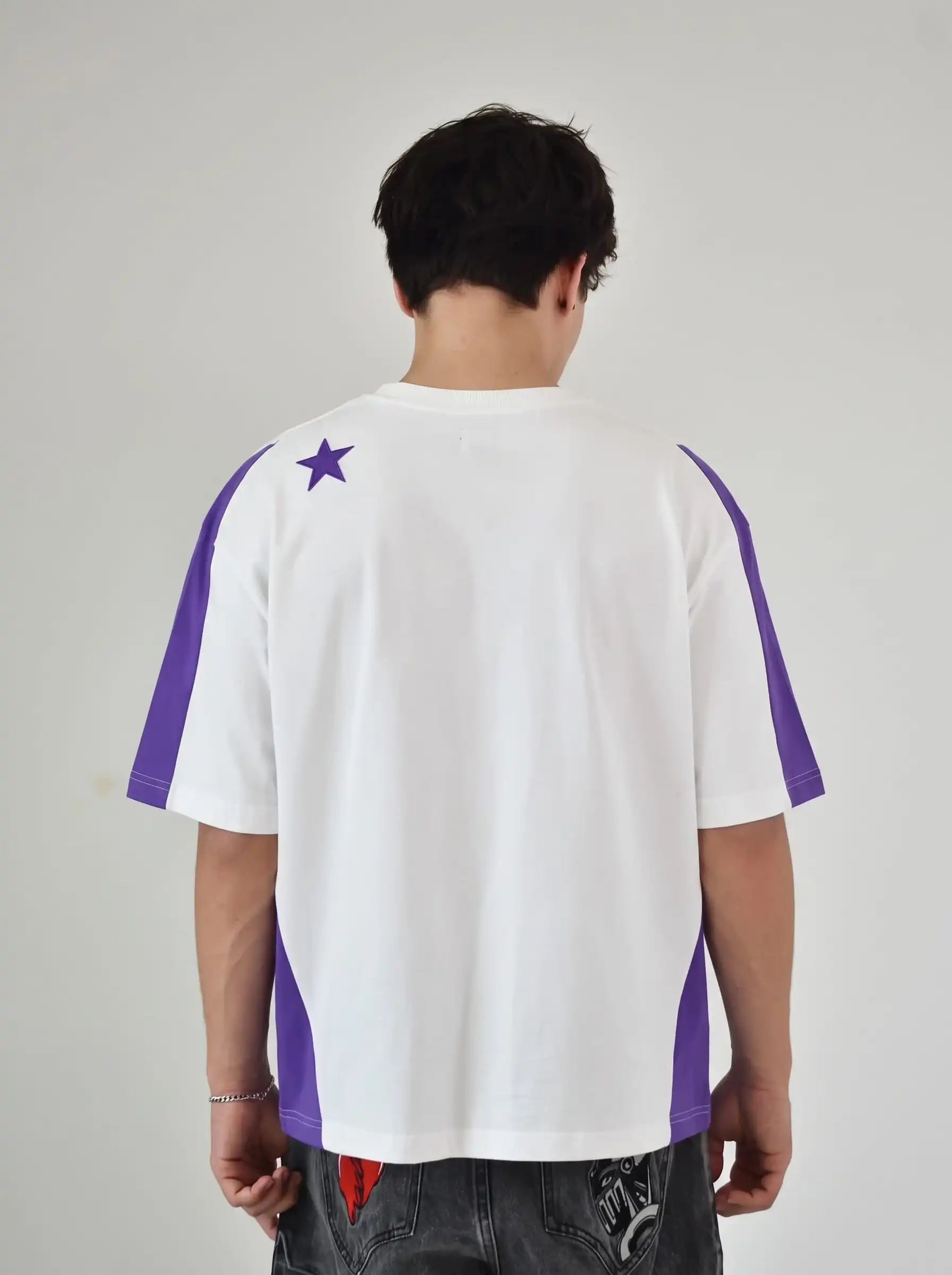 3 (1) "BIZARRE" Jojo T-shirt