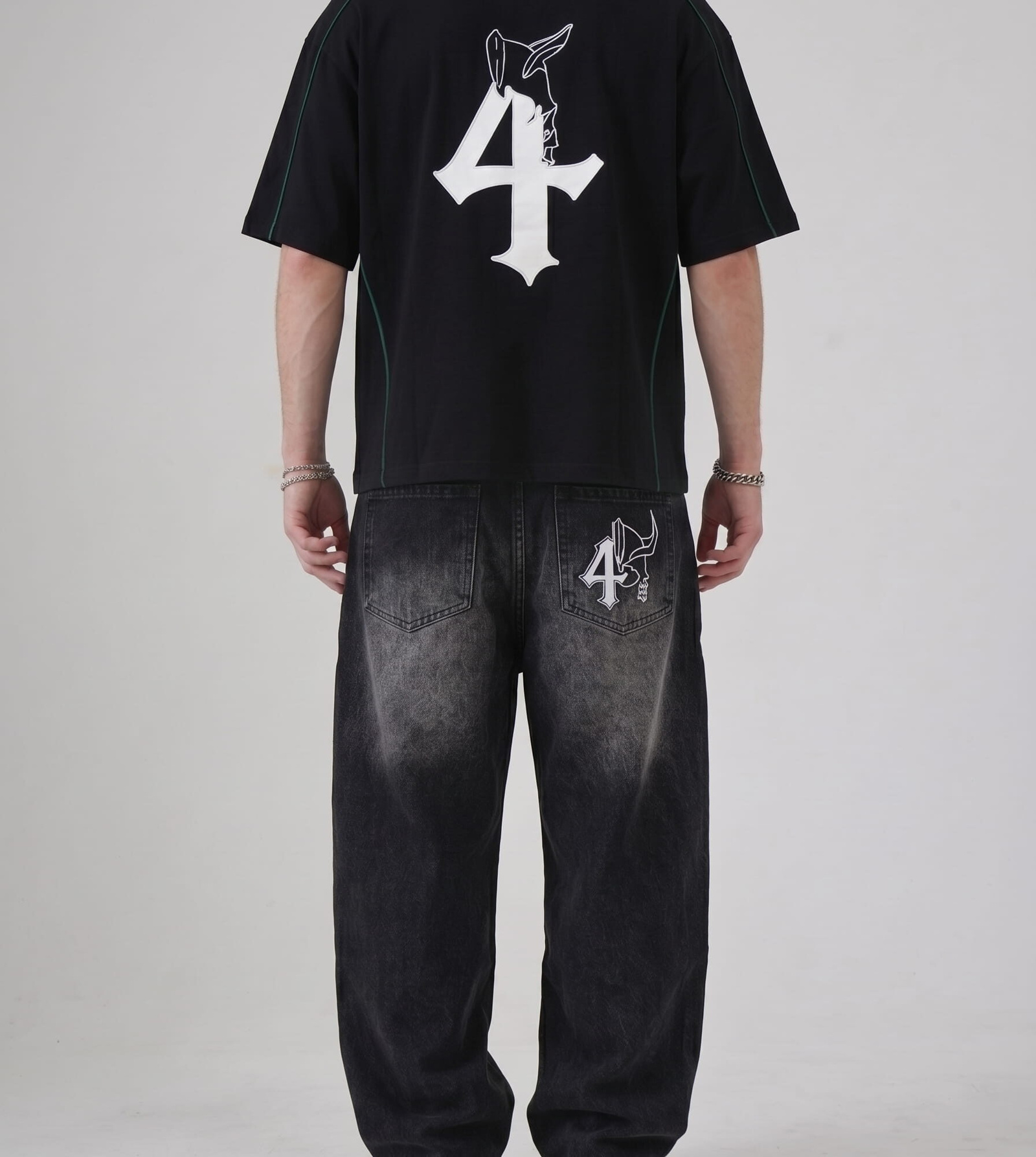 “ESPADA 4” Ulquiorra Jeans