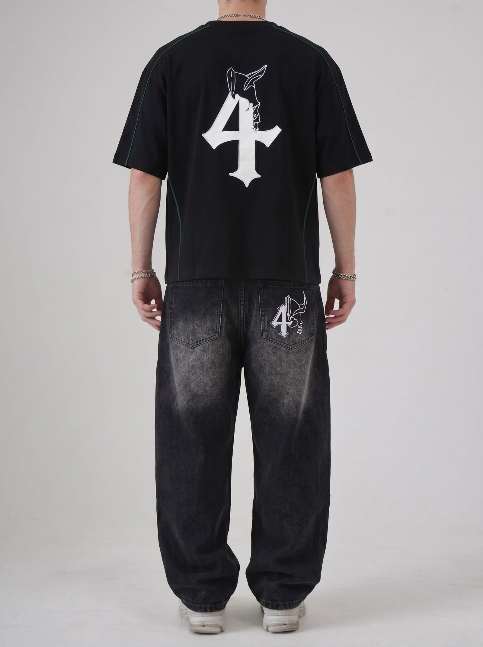 “ESPADA 4” Ulquiorra Jeans