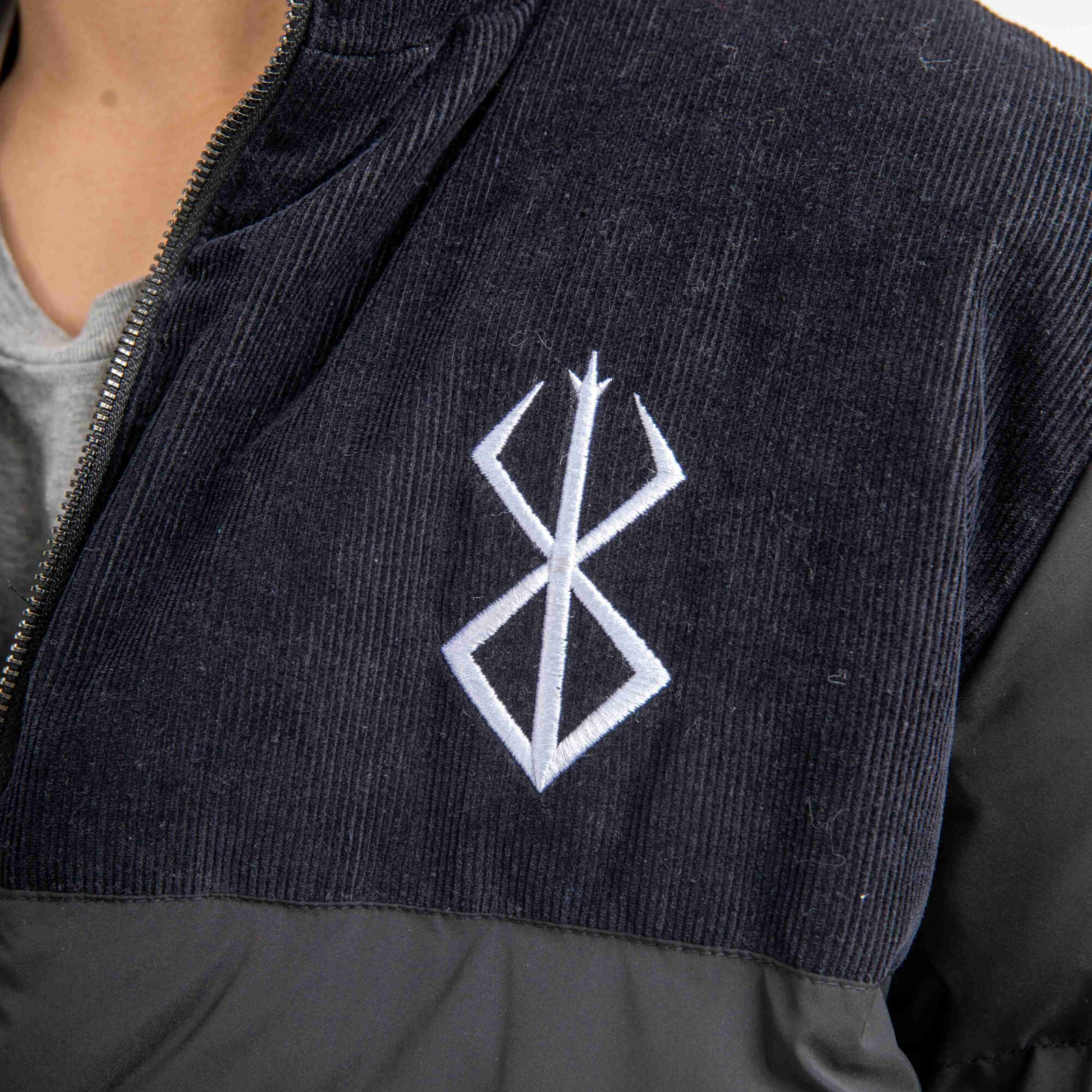 TSAKNIS_shihiko-11 "Eclipse" Berserk Puffer jacket