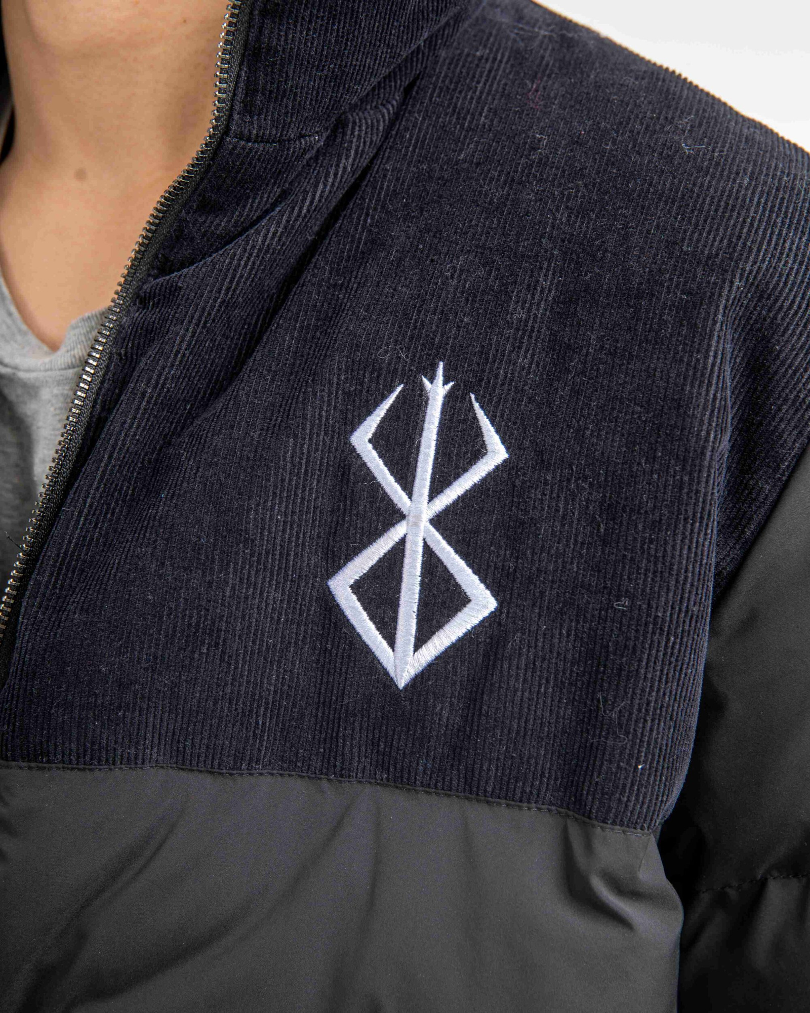 TSAKNIS_shihiko-11 "Eclipse" Berserk Puffer jacket